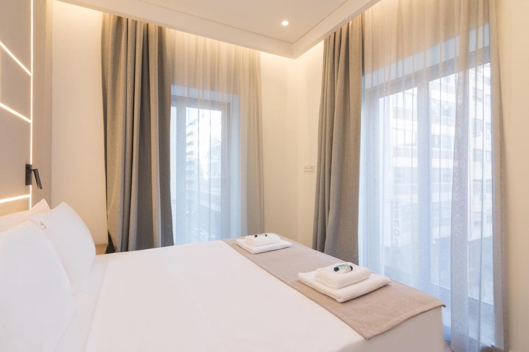Socrates Fully Equipped Apartments With Unique Design Athena Bagian luar foto
