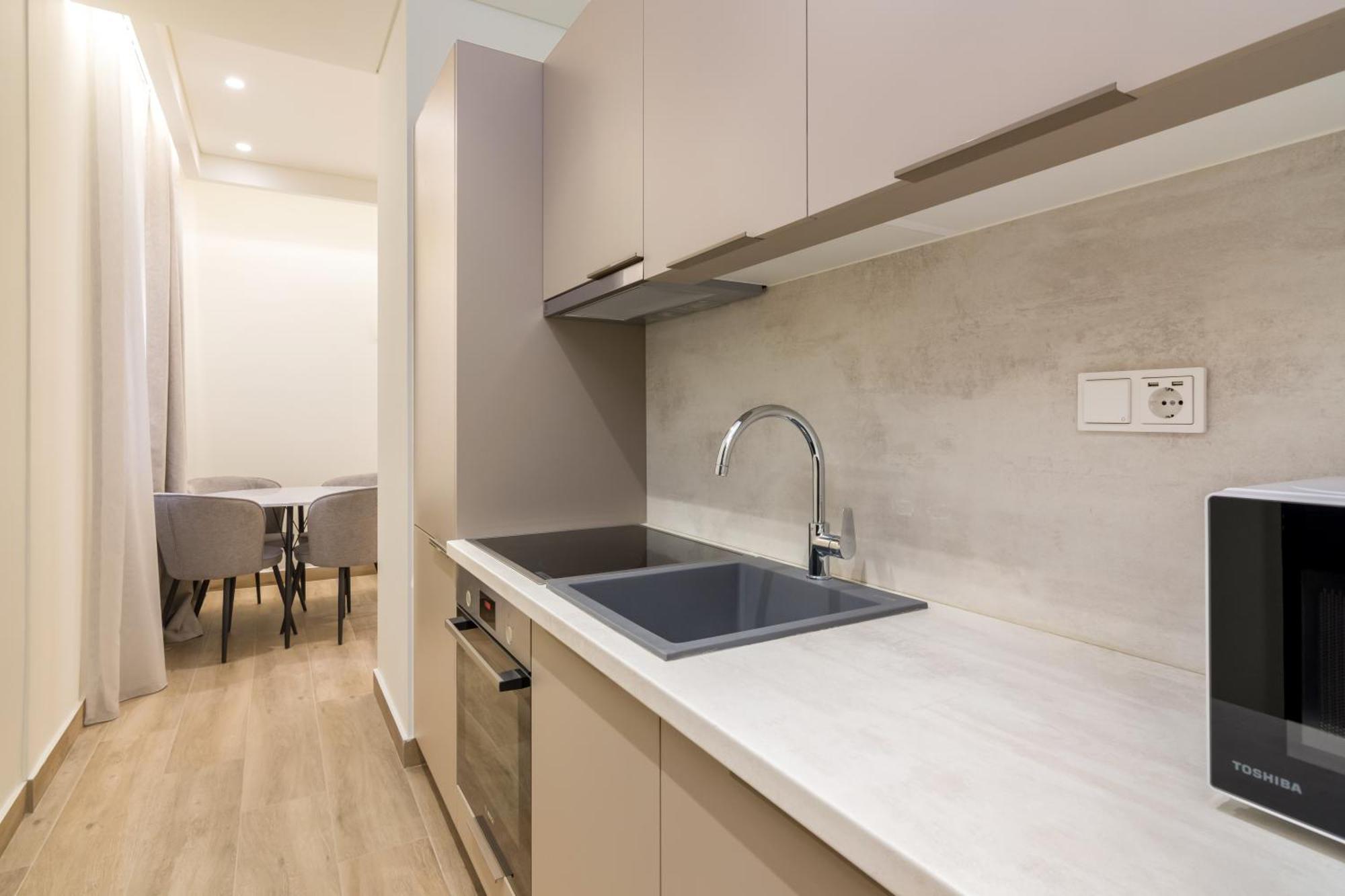 Socrates Fully Equipped Apartments With Unique Design Athena Bagian luar foto