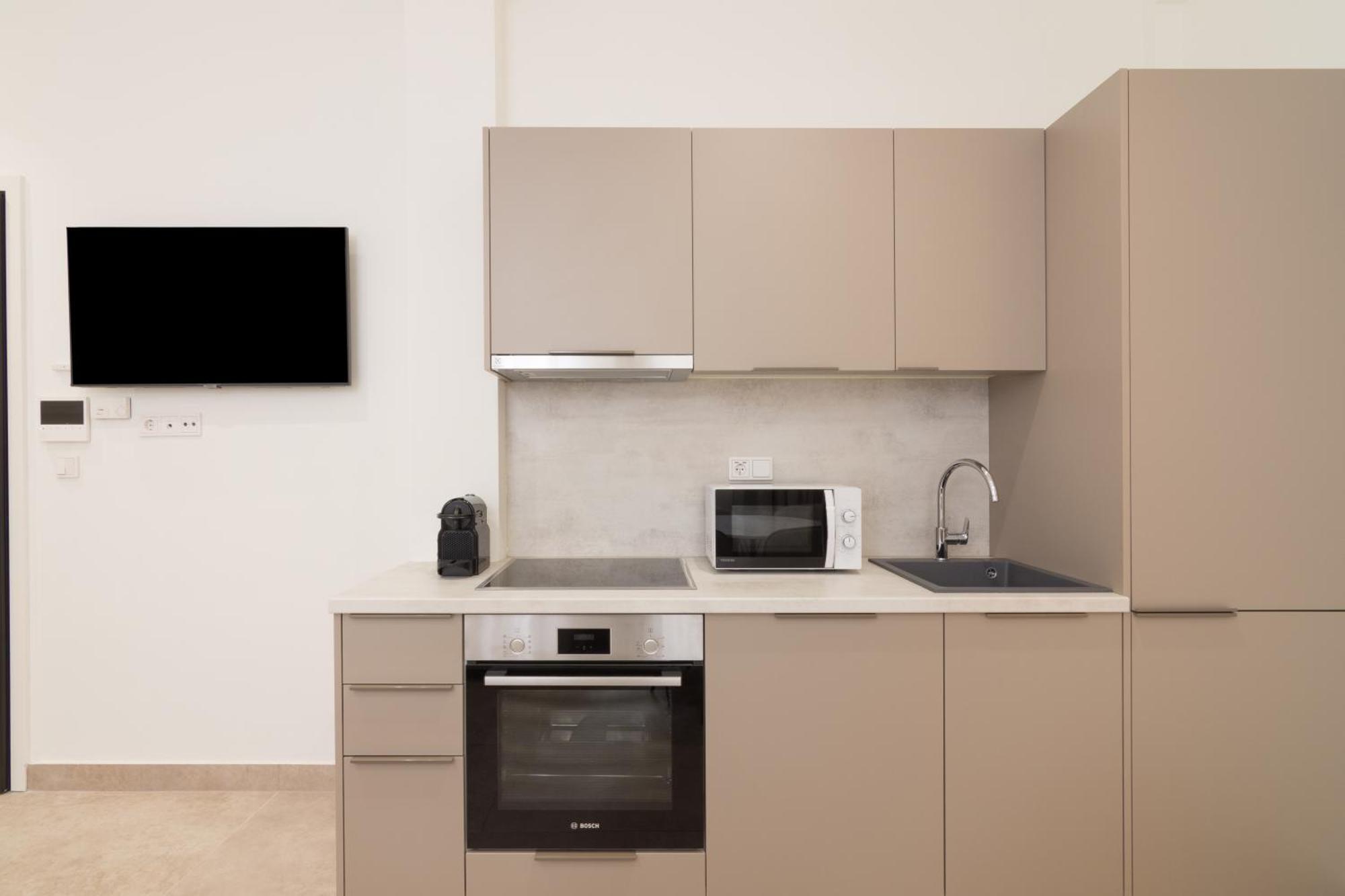 Socrates Fully Equipped Apartments With Unique Design Athena Bagian luar foto
