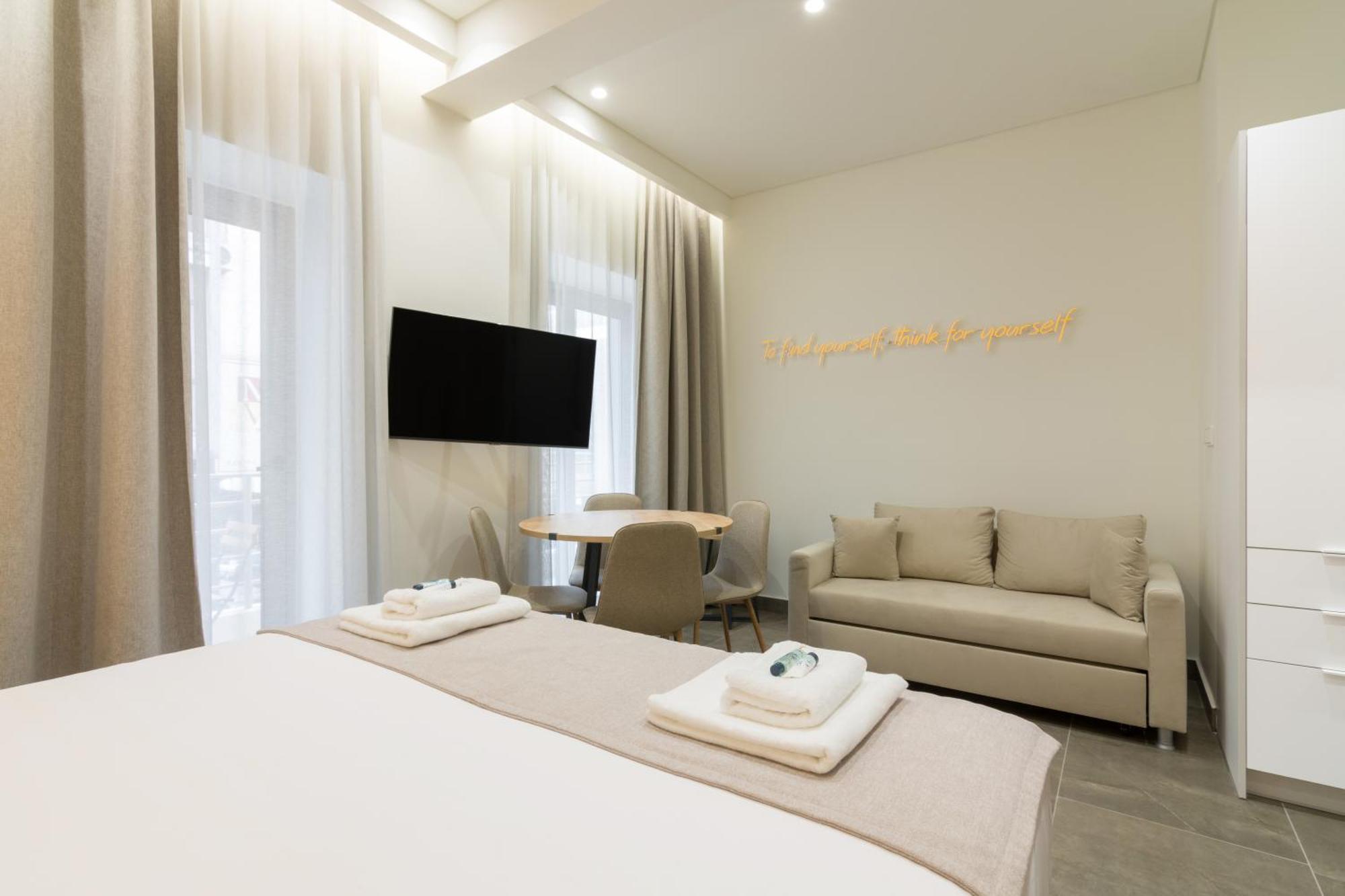 Socrates Fully Equipped Apartments With Unique Design Athena Bagian luar foto