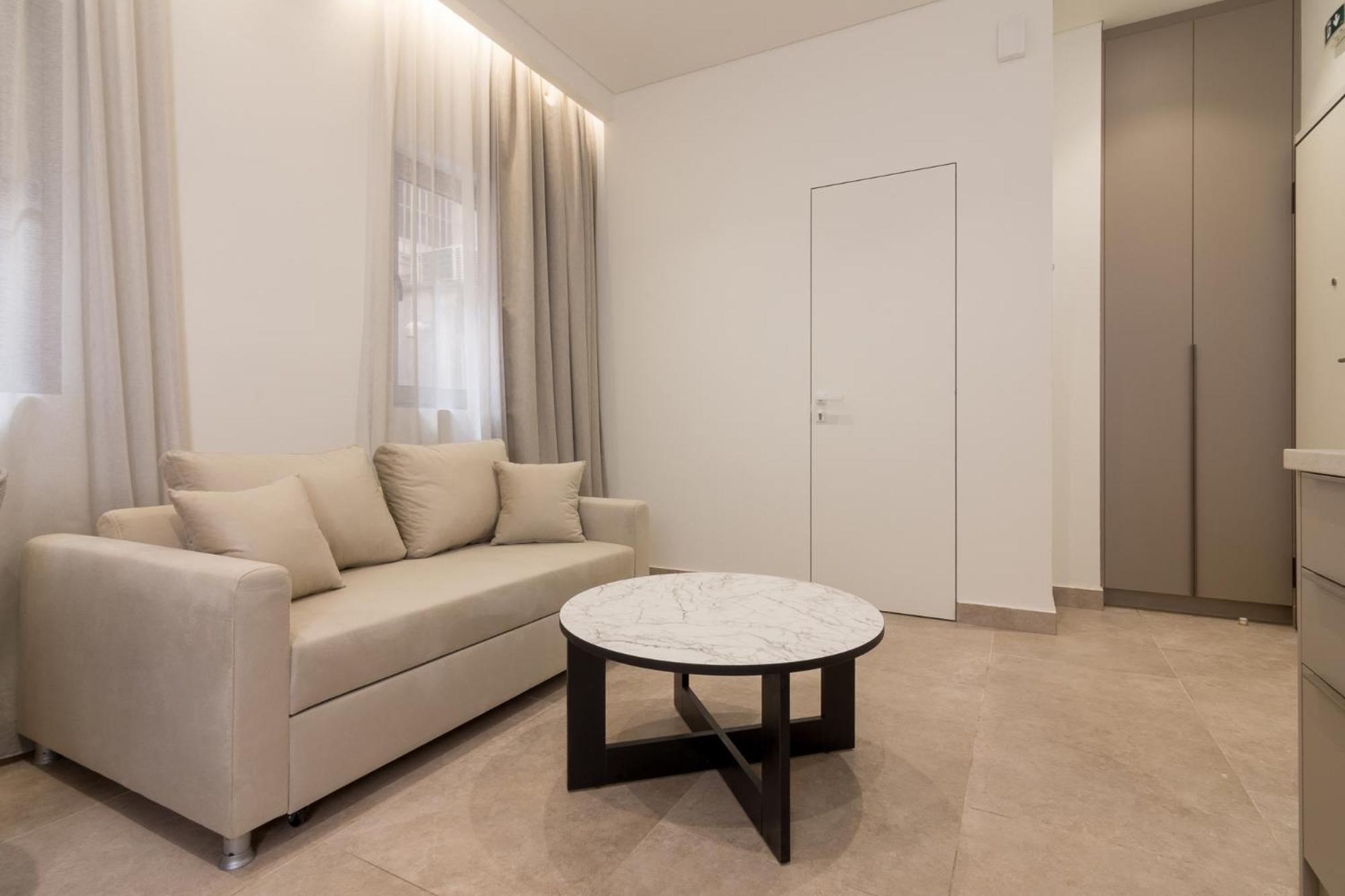 Socrates Fully Equipped Apartments With Unique Design Athena Bagian luar foto