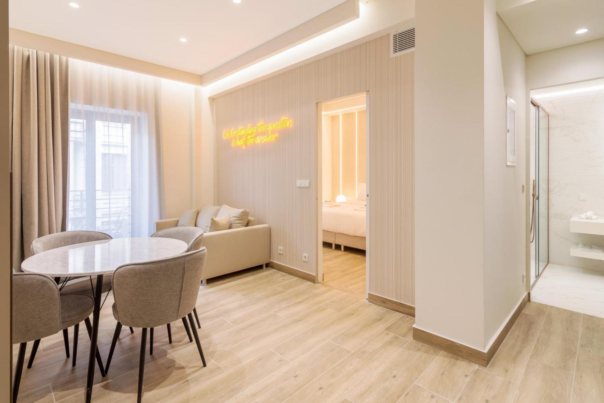 Socrates Fully Equipped Apartments With Unique Design Athena Bagian luar foto